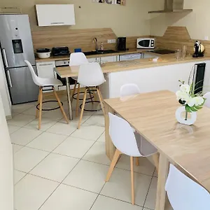 Hébergement de vacances Le De La Mongatelais, Roz-Landrieux